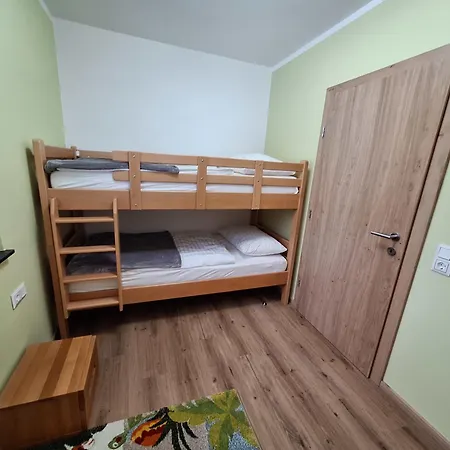 Almhaus Hochenwarter - 1 * Sonnenalpe Nassfeld